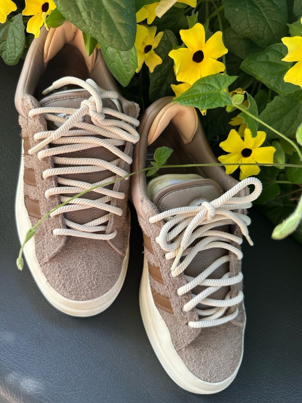 Adidas x Bad Bunny Campus 00s - Picture 2 of 5